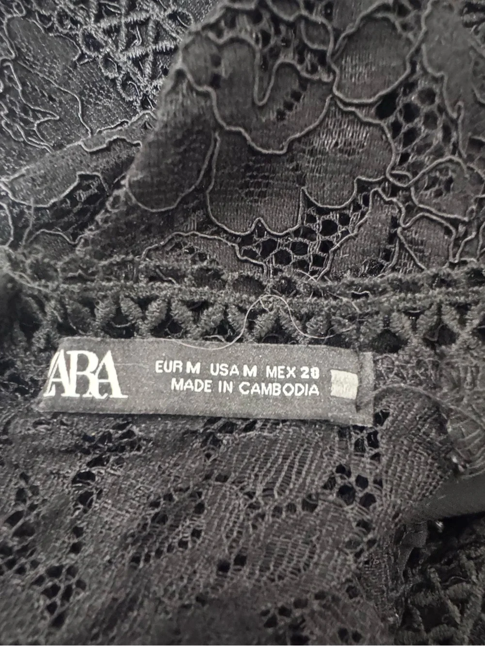 Zara Black Lace Long-Sleeve Women's Top size medium